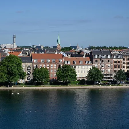 Spacious 3-bedroom With A Rooftop Terrace In The Center Of Copenhagen