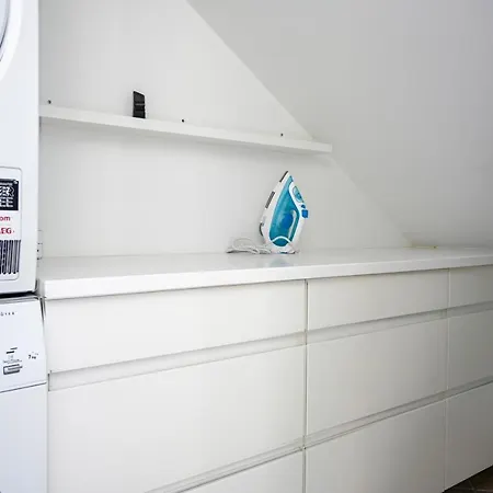 Spacious 3-bedroom With A Rooftop Terrace In The Center Of *